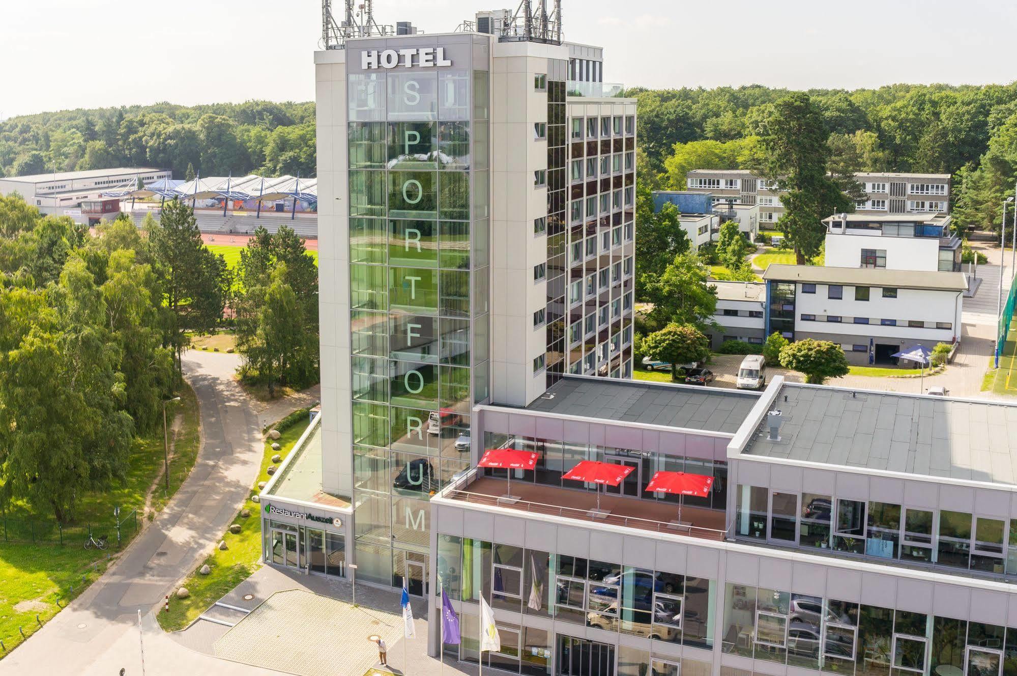 Hotel Sportforum Rostock Bagian luar foto